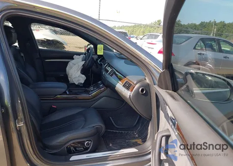 2015 Audi A8 3.0T из США, поврежденный, VIN WAUJGAFD0FN006762